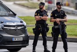 Hiszpania chce siłą zapobiec referendum w Katalonii. Policja otacza szkoły