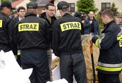 Mateusz Morawiecki o podtopieniach. "Żołnierze pracują nad umocnieniem wałów"