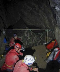 Tatry i akcja TOPR w jaskini. Kapitan straży pożarnej wierzył, że grotołazi żyją. Słyszał gwizdy