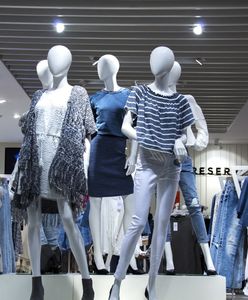 Pracownicy sklepów odzieżowych narzekają na zacofanie technologiczne. Klienci mogliby być obsługiwani szybciej