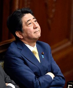 Minister obrony rezygnuje ze stanowiska po serii skandali