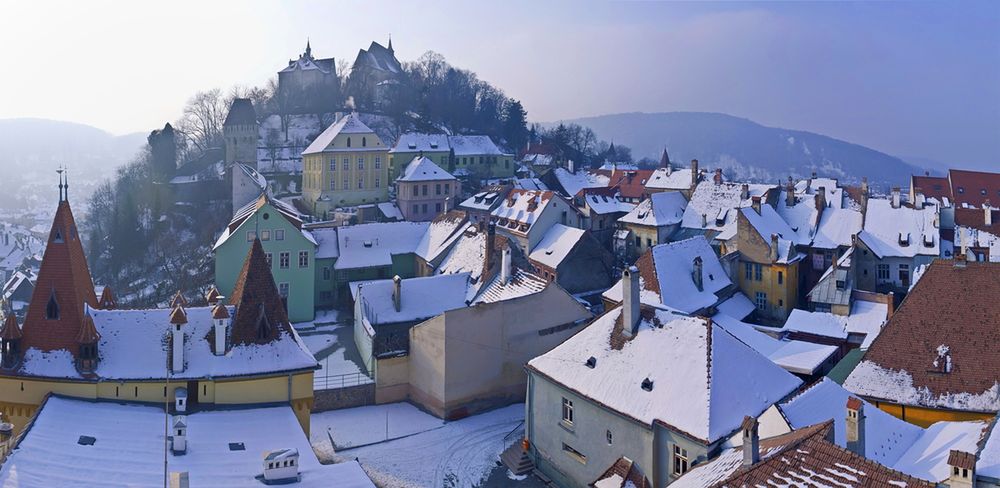 Transylwania to malownicze pagórki i miasteczka 