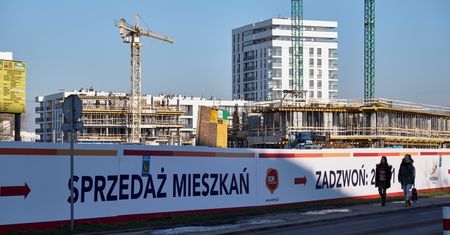 Ceny mieszkań rekordowo wysokie. Wyjątkiem jedno duże miasto