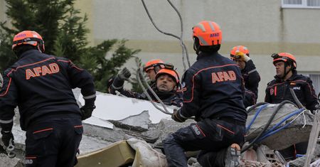Albania. Wzrosła liczba ofiar trzęsienia ziemi. Spod gruzów wydobyto kolejne ciała