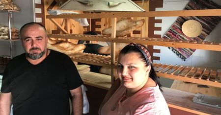 "Za Boga i nasze dzieci". Z wizytą w gruzińskiej piekarni