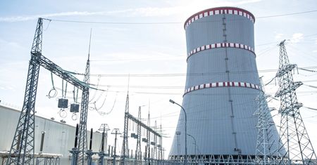 Powolne pożegnanie z atomem. Nawet Chiny przekonują się do OZE