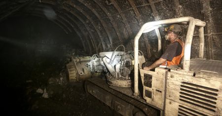 Kolejny wypadek w polskich kopalniach. Nie żyje dwóch górników