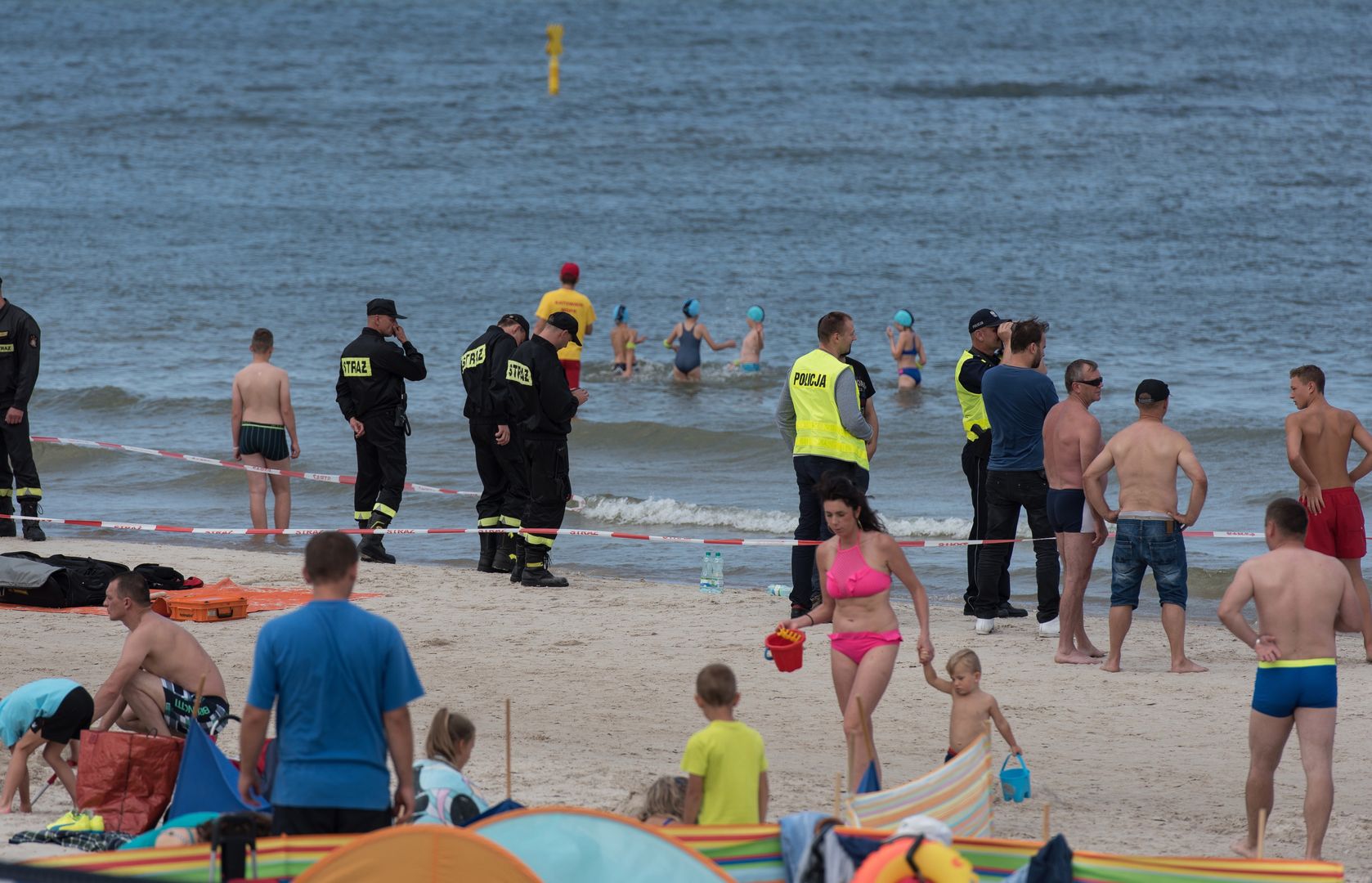 Boisz się, że zgubisz dziecko w sklepie lub na plaży? Ten sposób pomoże