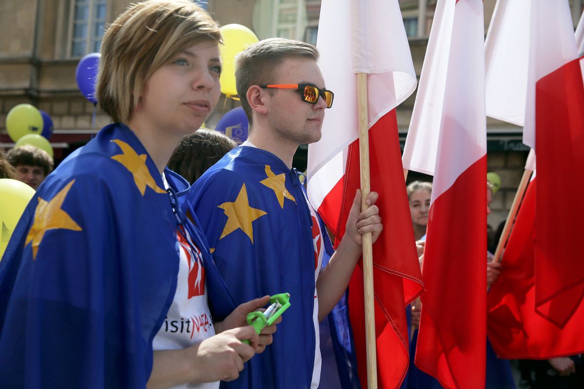Sondaż: Polacy o członkostwie w UE. Wyniki powyżej europejskiej średniej
