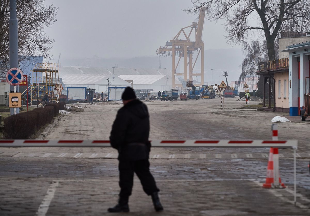 Tragiczny wypadek w Gdyni. 63-latek zginął w porcie