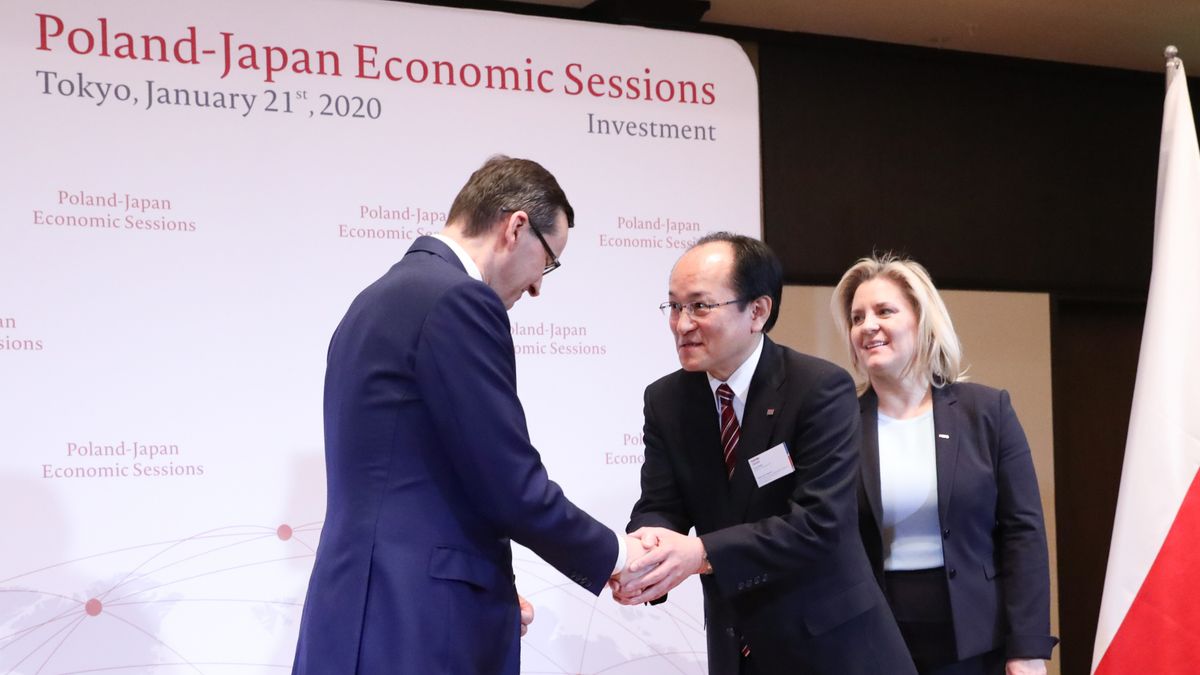 - Współpraca z Toshiba Carrier Corporation potwierdza, że relacje gospodarcze między Polską i Japonią kwitną - powiedział premier w Japonii.