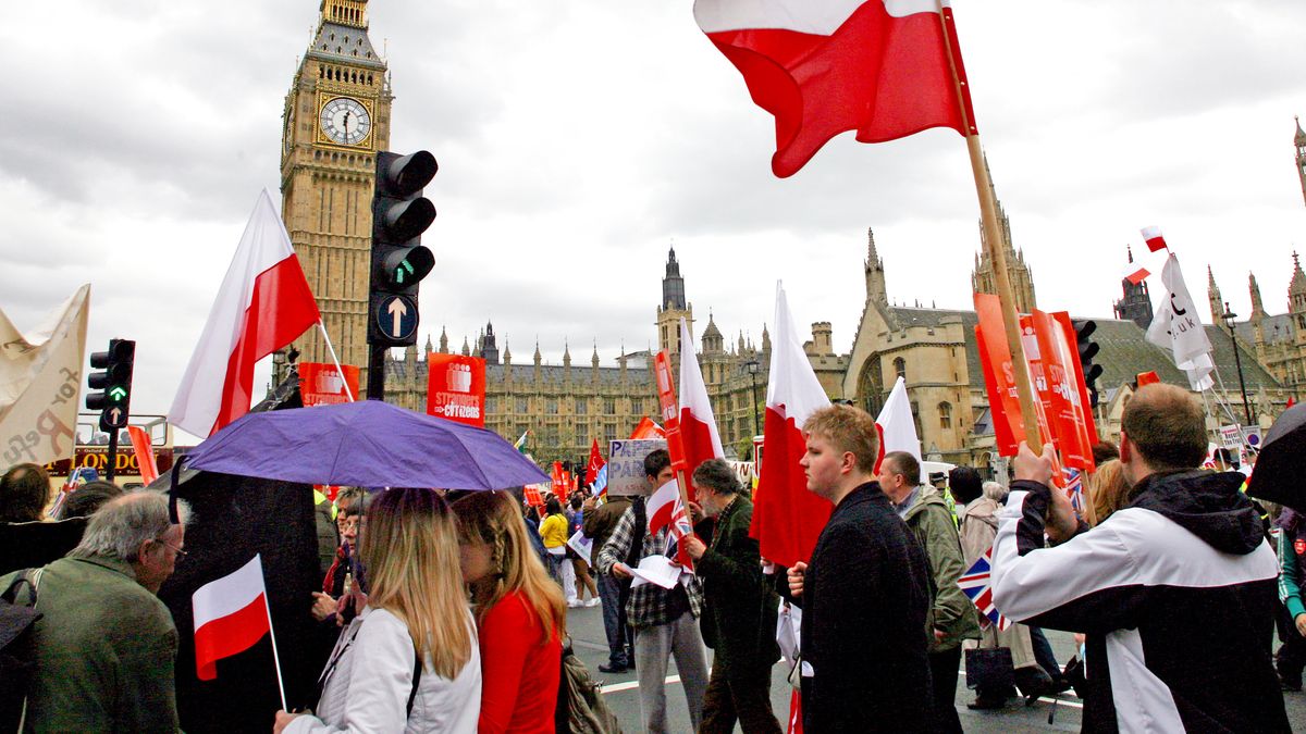 Jeśli dojdzie do twardego brexitu, Polacy na Wyspach będą mieli problem ze świadczeniami 