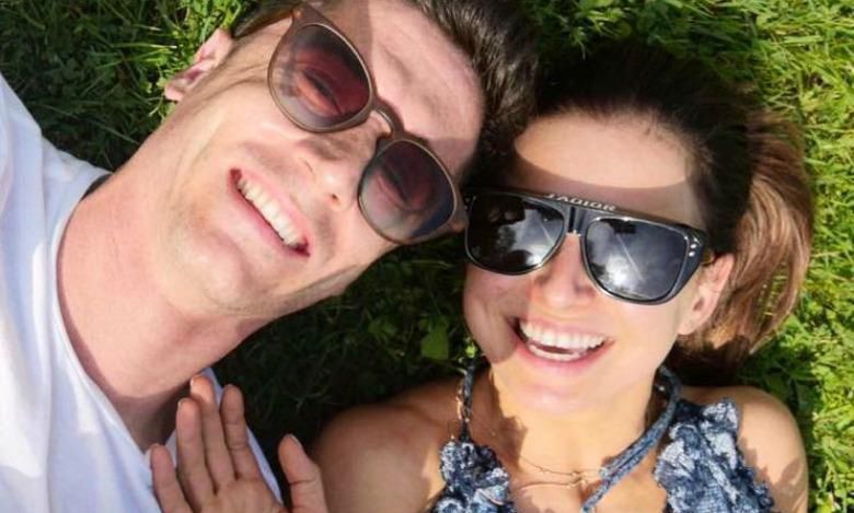 Anna Lewandowska w drogiej sukni i dodatkach od Diora pręży się na majowej trawce!