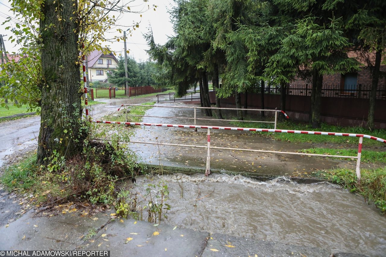 Podtopienia na południu Polski. Alarm powodziowy w dwóch gminach
