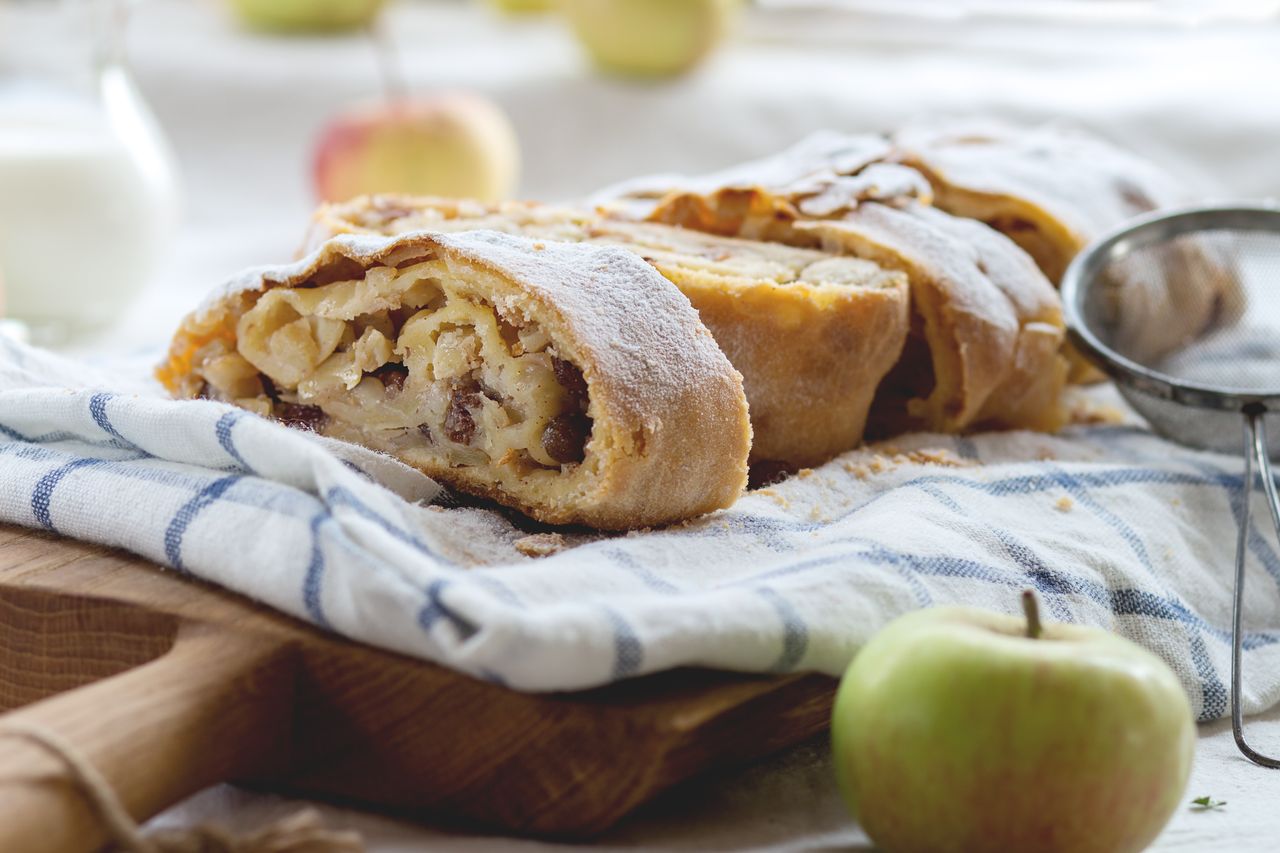 Pieczone jabłka - przepisy na desery z jabłek