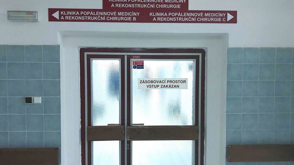 Oddział oparzeniowy szpitala w Ostrawie, gdzie przebywa dwóch Polaków, jest zamknięty