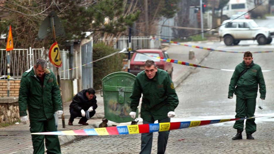 W tej sprawie zasiadało na ławie oskarżonych 37 innych Albańczyków