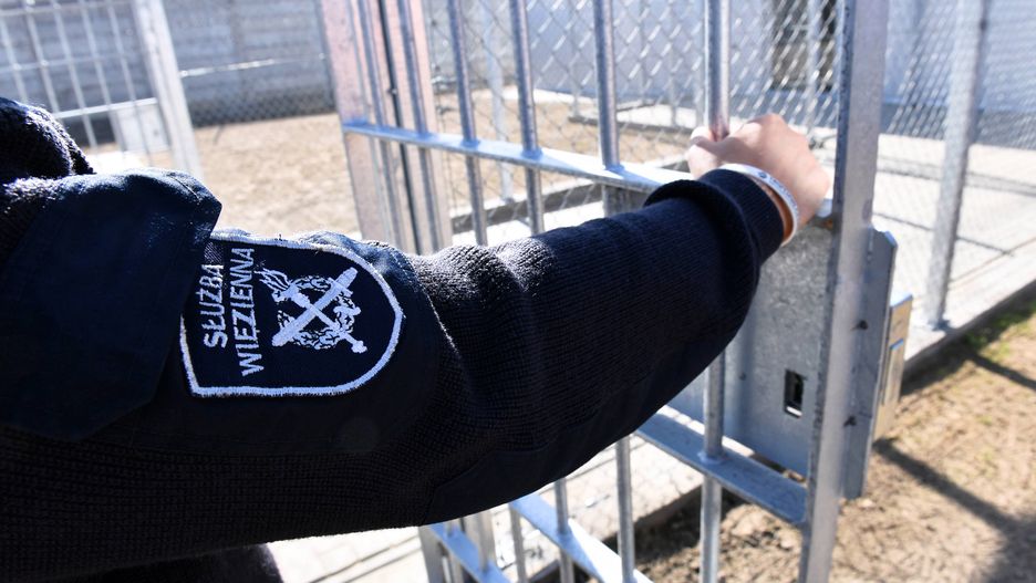 Koronawirus w Polsce. Specjalne środki ostrożności w więzieniach. Możliwy zakaz odwiedzin skazanych.
