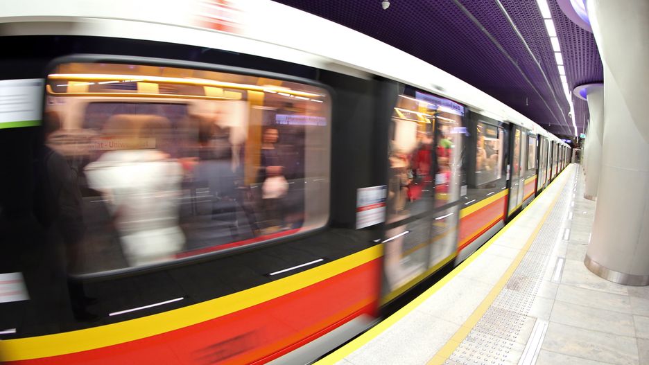 Metro na Targówek opóźnione. Warszawiacy nie pojadą nowym odcinkiem M2 we wrześniu