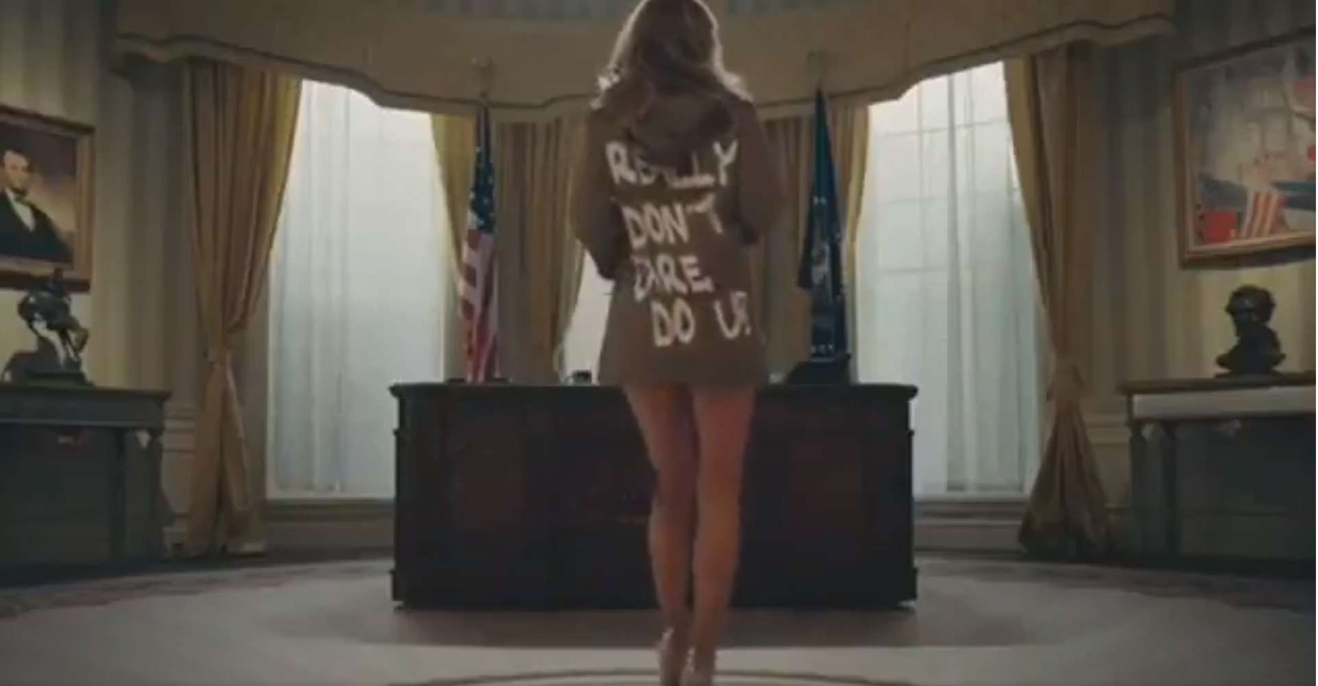 Sobowtór Melanii Trump w teledysku
