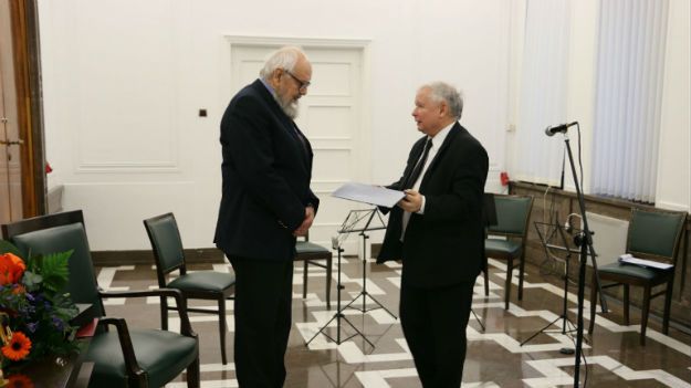 kapitan Zbigniew Sulatycki i Jarosław Kaczyński