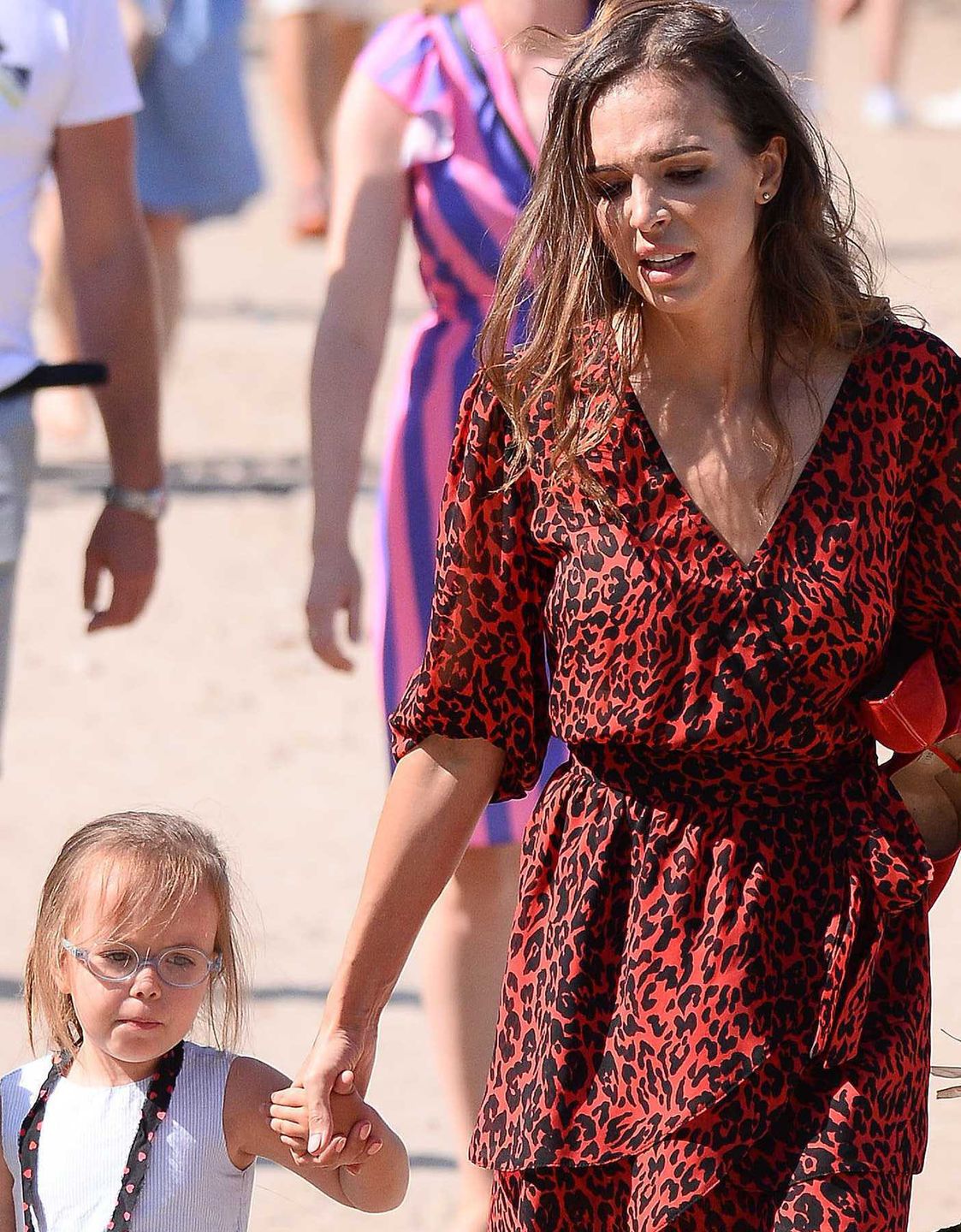 Anna Wendzikowska na plaży w Warszawie