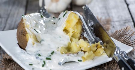 Grillowane ziemniaczki z pysznym sosem