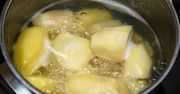 Nie wylewaj wody po gotowaniu ziemniaków. Możesz ją jeszcze wykorzystać