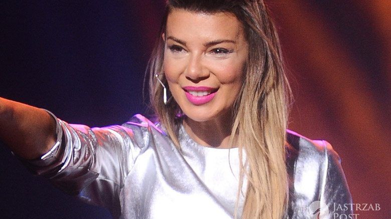 Edyta Górniak w sukience Muses na koncercie w Olsztynie (fot. ONS)