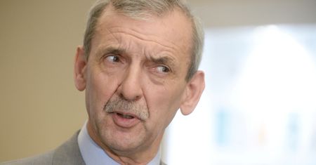 Strajk nauczycieli. Sławomir Broniarz pokaże, ile zarabia