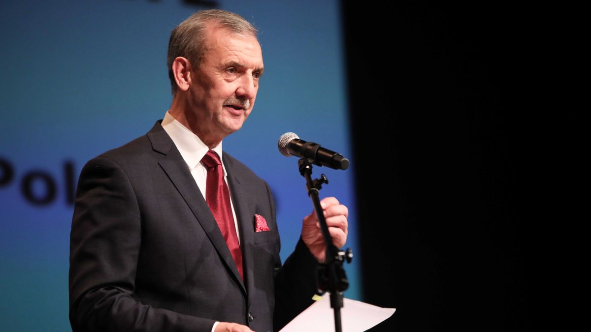 Sławomir Broniarz mówił o postulatach ZNP na zjeździe delegatów.