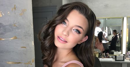 Julia Wienawa jest prześladowana przez paparazzich. Celebrytka zaczyna płacić wysoką cenę za popularność
