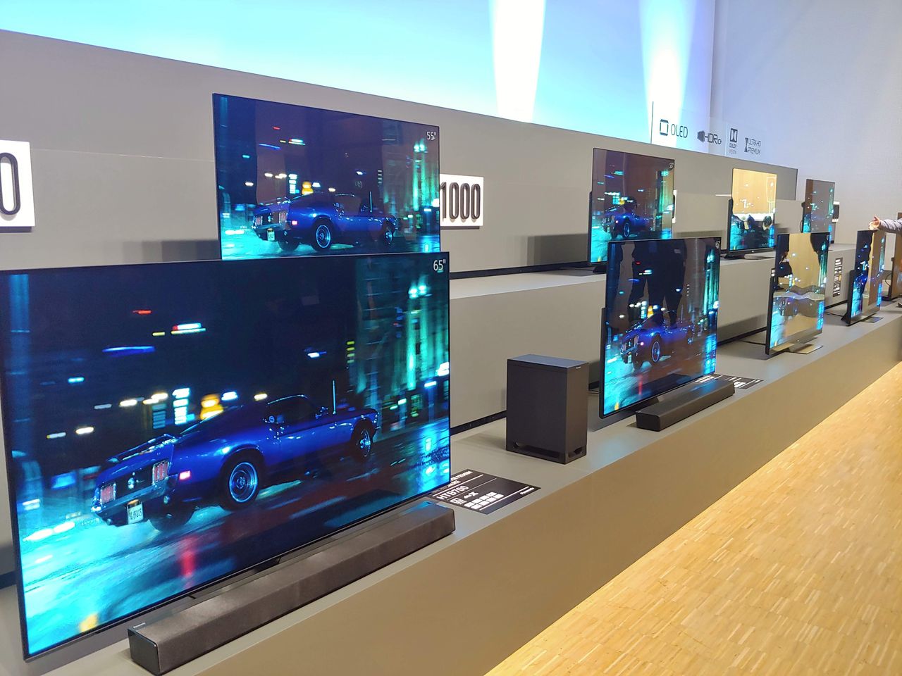 Panasonic prezentuje nowe telewizory na Electronics Show