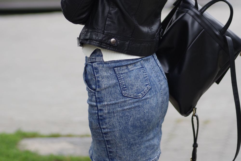 Jeansowa spódnica - więcej niż wspomnienie z podstawówki