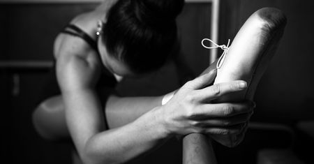 Z wychudzonej baletnicy zmieniła się w piękność plus size. "Wreszcie jestem szczęśliwa"