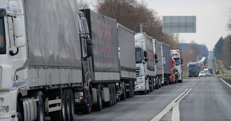 Zawężenie strefy Schengen to miliardowe straty. I wzrost cen