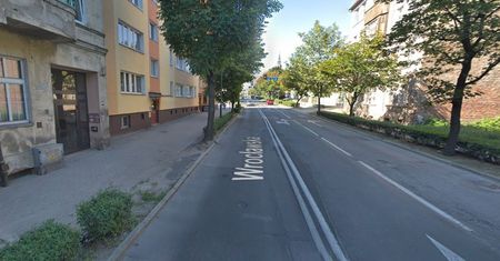 Świdnica. Tajemnicze potrącenie mężczyzny. Policja szuka świadków