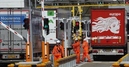 Jakie skutki może mieć "twardy brexit" dla rynku kapitałowego?