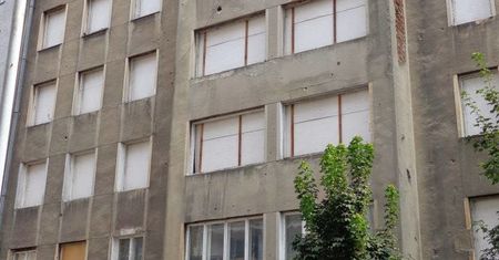 Miasto pozbędzie się zabytkowej kamienicy. "Chcą wyburzyć historię"