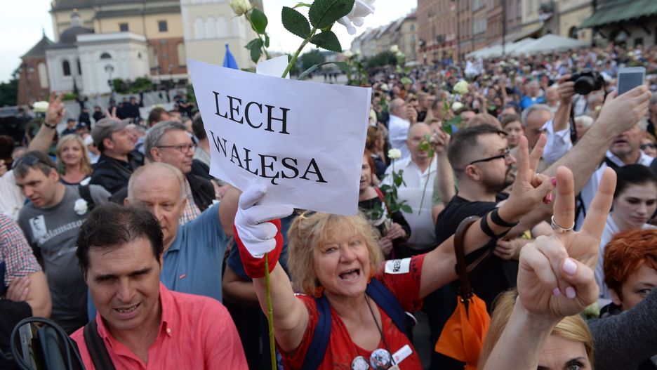Uczestnicy kontrmanifestacji z 10 lipca 2017 roku
