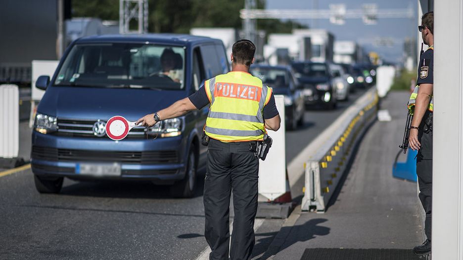 Premier Bawarii: trzeba więcej niż tylko wzmożone wyrywkowe kontrole