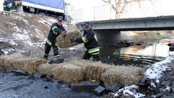 Strażacy na miejscu zdarzenia