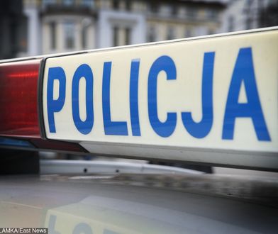 Kozienice.  Zarzuty dla pijanych matek. Dzieci płakały na parapecie