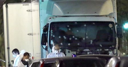 Udawali ofiary zamachu, chcieli wyłudzić odszkodowanie. Spotkała ich surowa kara