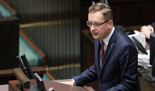 Winnicki: Andruszkiewicz robi za pisowskiego pieniacza