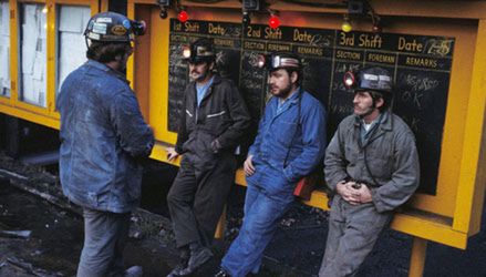 Zysk górnictwa po lutym pięciokrotnie mniejszy niż przed rokiem