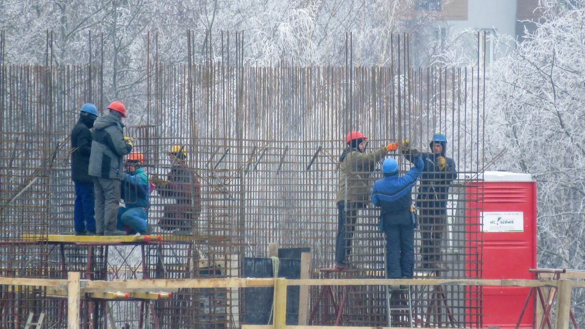 Komisja Europejska szacuje, że ochroną obejmie od 2 do 3 mln pracowników, którzy obecnie nie są chronieni.