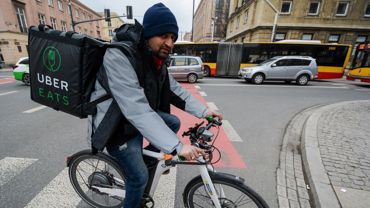"Są tani i wytrzymali. Mogą pracować od rana do późnego wieczora. Nasza prowizja to tylko 100 zł od wysłanego pracownika".