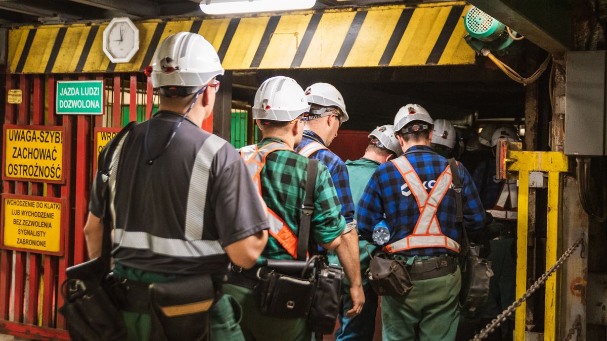Wynagrodzenia w górnictwie w grudniu zawyżają statystyki GUS.