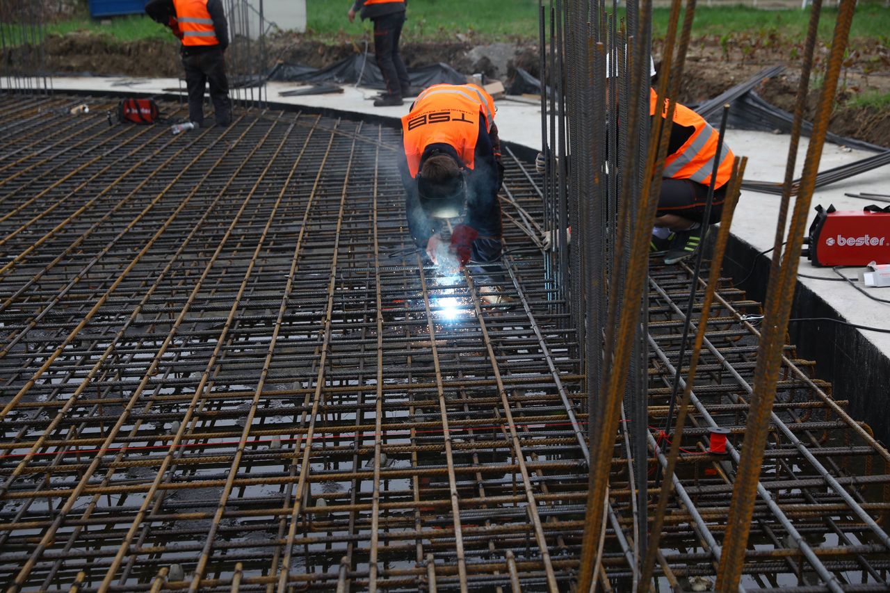 Nie tylko Ukraińcy. Rośnie liczba pozwoleń na pracę wśród Azjatów